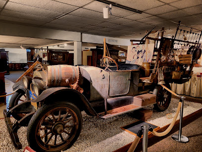 Ralph Foster Museum - Store photo