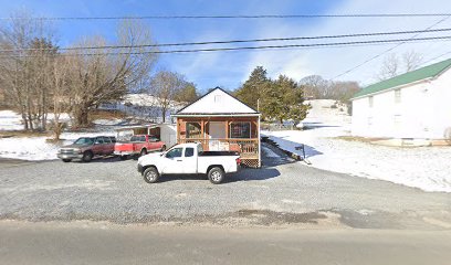 Reynolds Grocery & Sporting Goods - Store photo