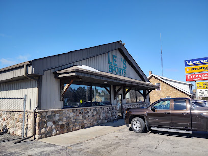 Lee's Sports - Store photo