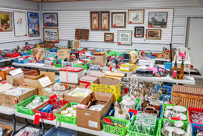 K and B Auction Company - Store photo