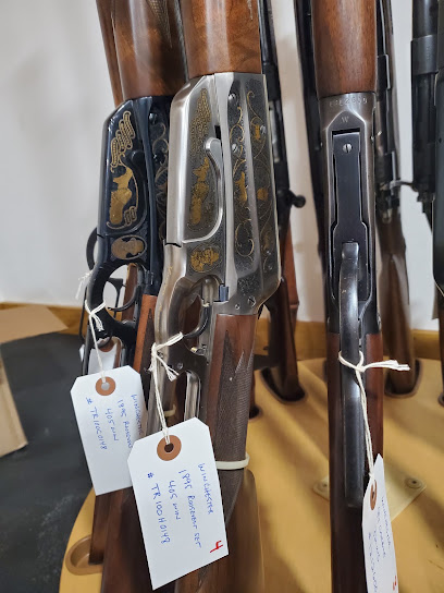 Blume's Gun Shop - Store photo