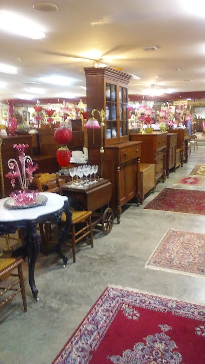 Mike Clum Inc - Store photo