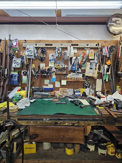 Esaus Gun Shop Inc. - Store photo