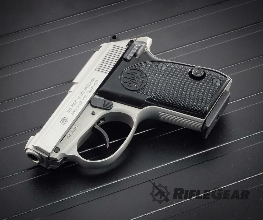 Beretta 3032 Tomcat .32 ACP Inox