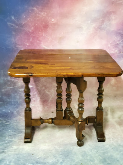 Cheeks Auction - Store photo