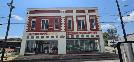Banks & Co - Store photo