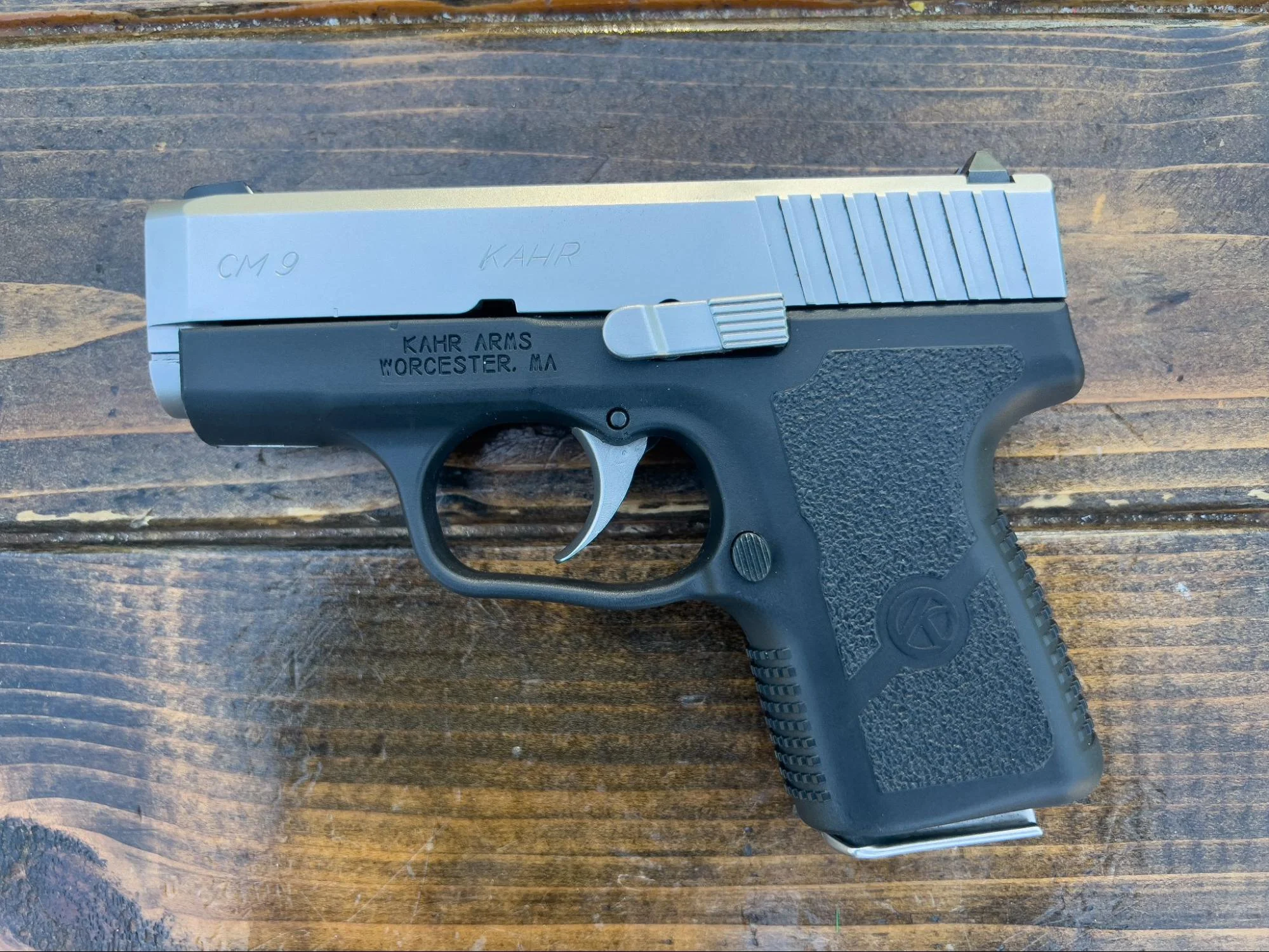 kahr cm9 close up