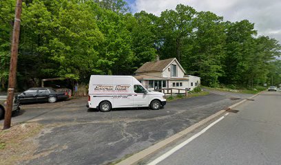LEE & SONS Sport Shoppe - Store photo