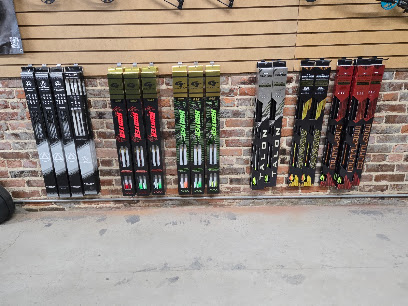 Warhawk Bang Bow And Bait - Store photo