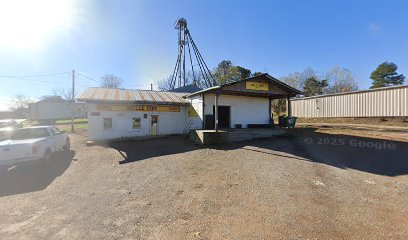 Mills Feed - Store photo