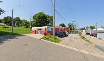 Red Wing Pawn Jewelry - Store photo
