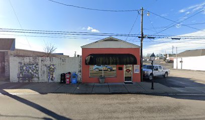 Holland Realty & Auction - Store photo