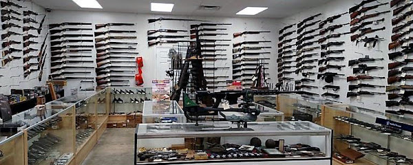 Pinetree Gun & Pawn - Store photo