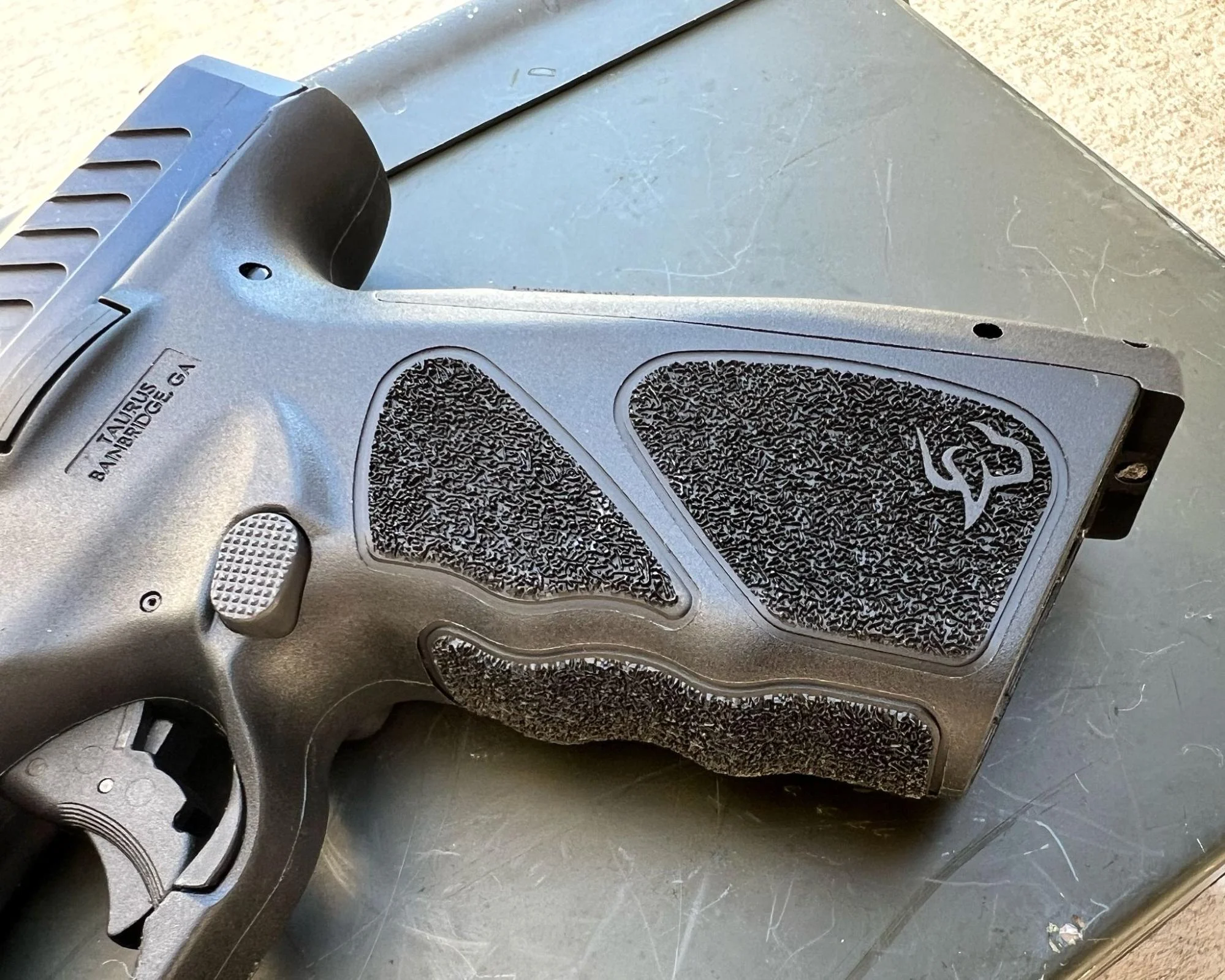 taurus ts9 grip