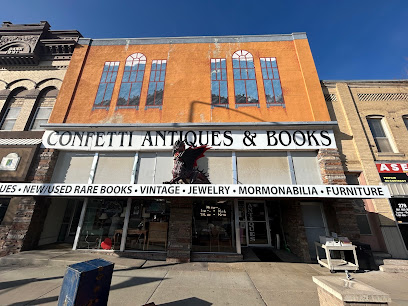 Confetti Antiques & Books - Store photo