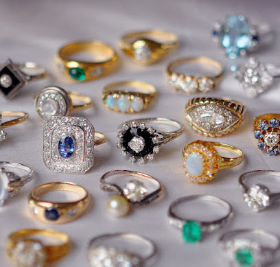 Hernandez Jewelers & Pawn - Store photo