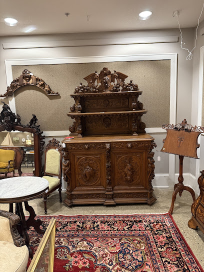 Apple Tree Auction Center - Store photo