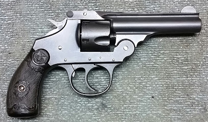 Cattle Creek Arms - Store photo