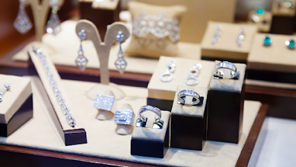 Triangle Pawn - Store photo