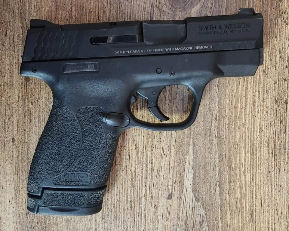 Smith wesson shield 2.0 right