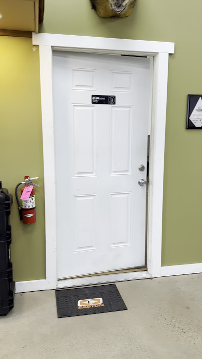Bowhunters Superstore - Pro Shop - Store photo