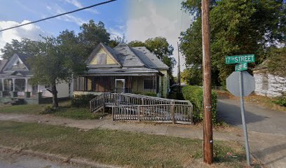 Mike's Treasure Chest - Store photo