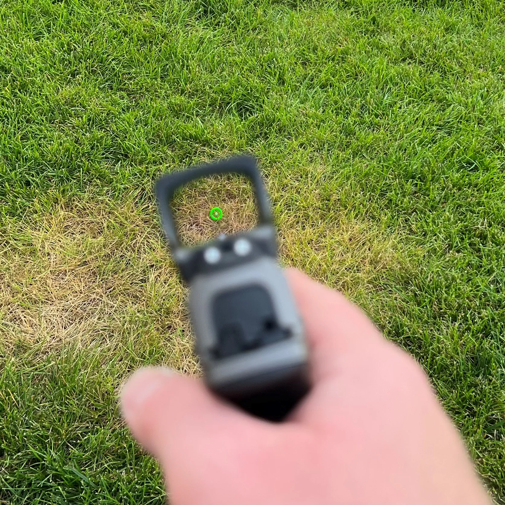 holosun 507comp close up green dot reticle