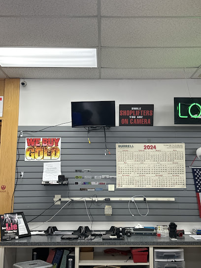 La Familia Pawn and Jewelry - Store photo