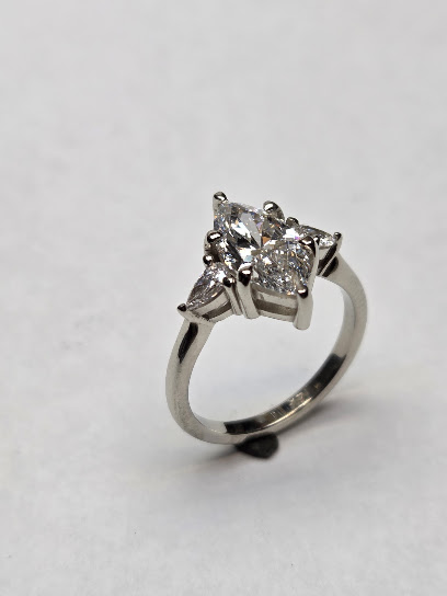 Mixa jewelers.Sell/Buy,custom orders,engraving,pawn jewelry. - Store photo