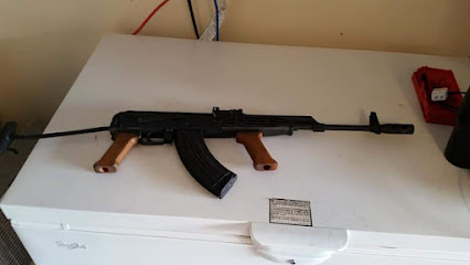 Nole Garage Gun and Knife - Store photo