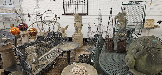 Main Auction Galleries Inc - Store photo