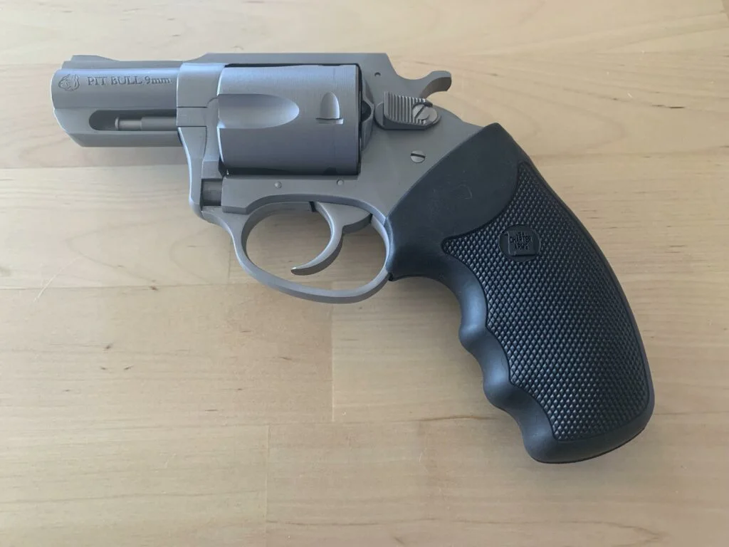 Charter Arms Pitbull revolver 9mm