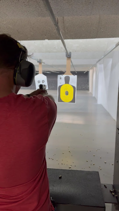 Bellevue Gun Club - Store photo