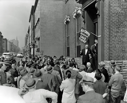 Alex Cooper Auctioneers Inc - Store photo