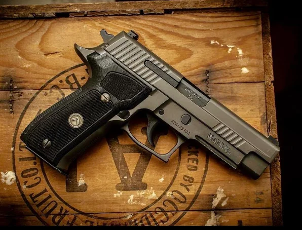 Sig Sauer P226 Legion close up trigger