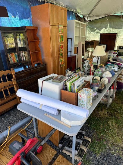 4 Seasons Estate Sales, LLC - Store photo