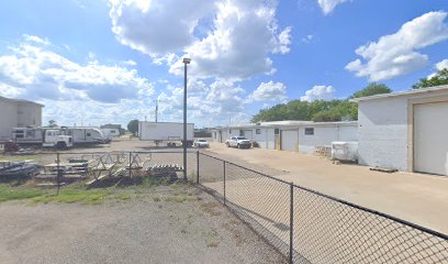 Kull Auction & Real Estate Co Inc - Store photo
