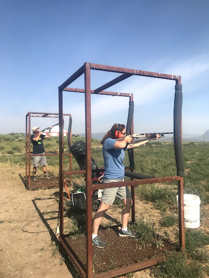 Three Quarter Circles Sporting - Store photo