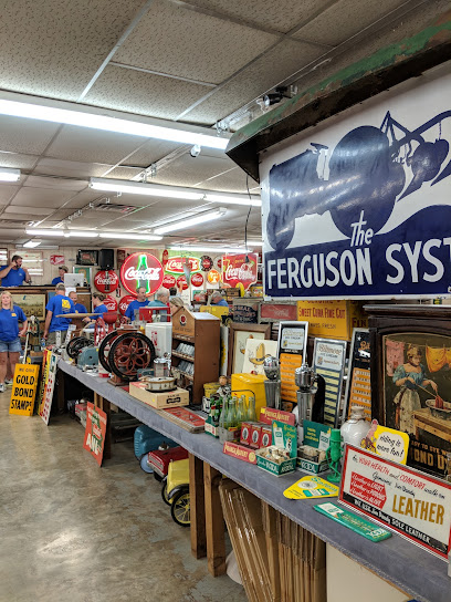 C & A Auctions - Store photo