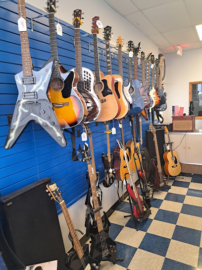Sharp's Pawn II - Store photo