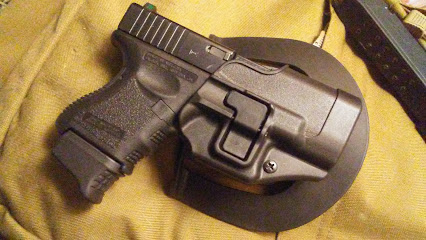 Firing Pin Gun & Pawn - Store photo