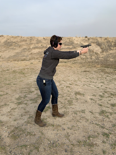 She Will Defend - Store photo