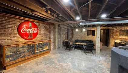 Guns on Main - Store photo