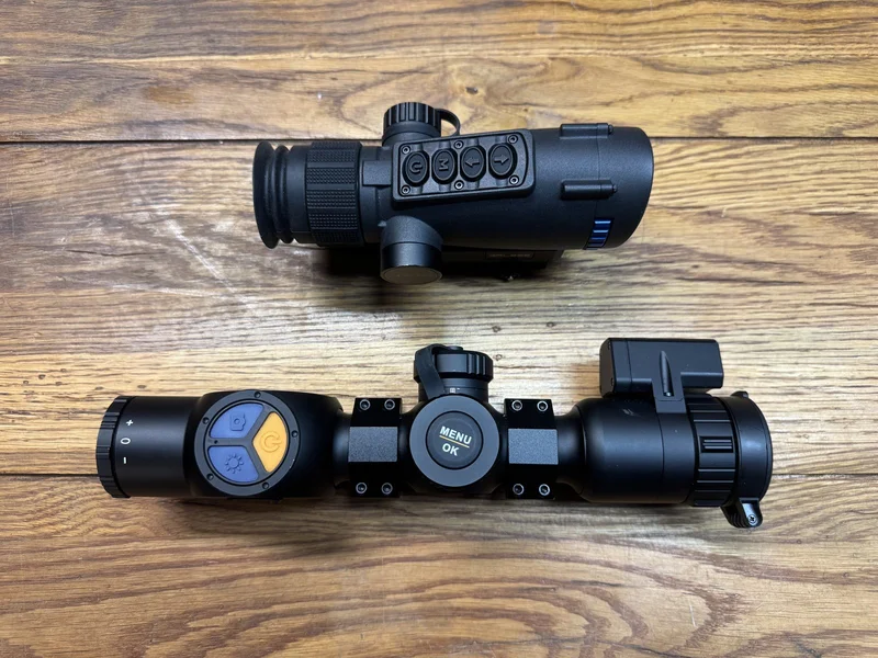 The Goyojo GRS225RF next to the larger Goyojo GRL335 thermal, both seen from above