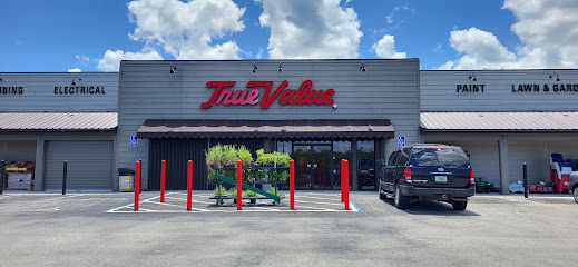 D & E Hardware & Outdoors - Store photo